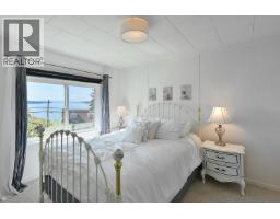 5218 Sunshine Coast Highway, Sechelt, BC V7Z0C1 Photo 30