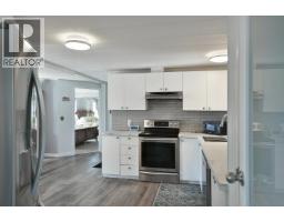 5218 Sunshine Coast Highway, Sechelt, BC V7Z0C1 Photo 7