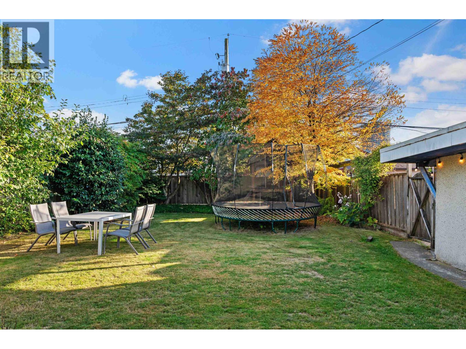 4860 SOUTHLAWN DRIVE, Burnaby