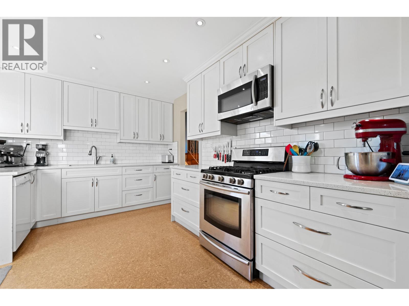 4860 SOUTHLAWN DRIVE, Burnaby