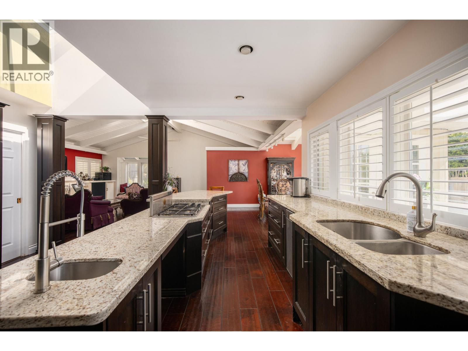 888 PYRFORD ROAD, West Vancouver