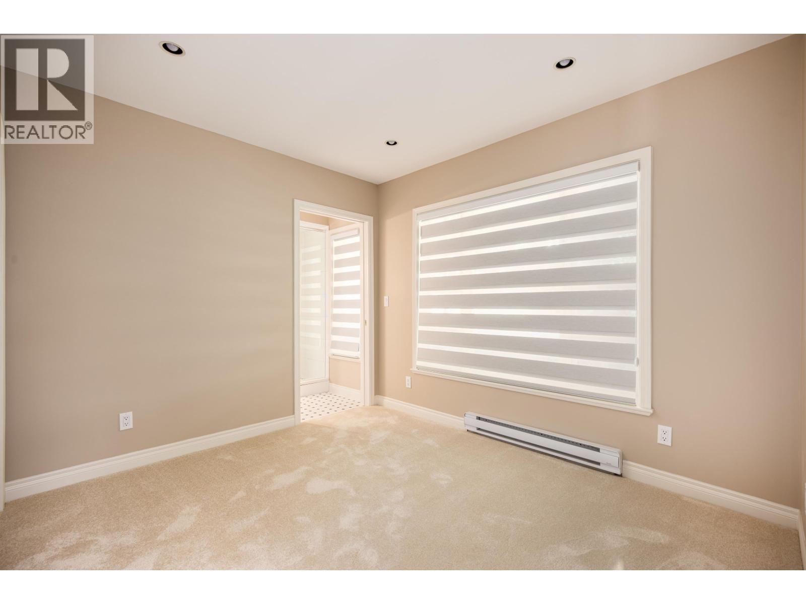 888 PYRFORD ROAD, West Vancouver