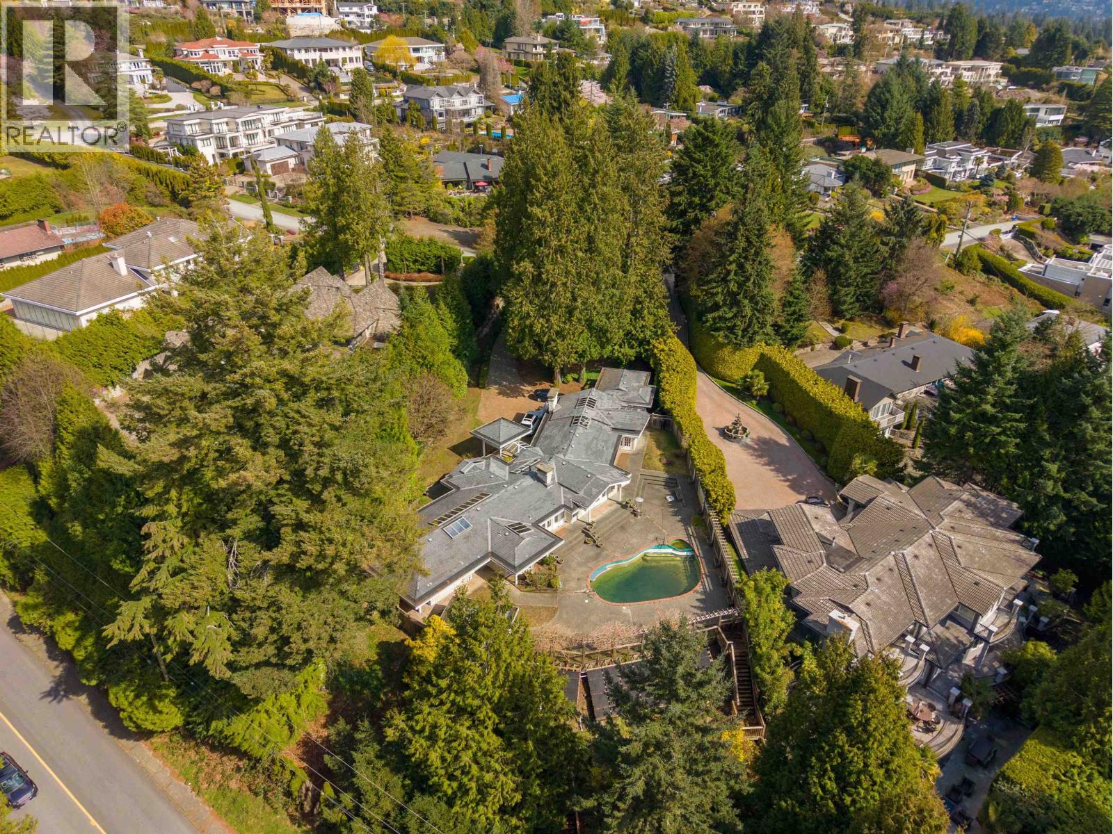 888 PYRFORD ROAD, West Vancouver