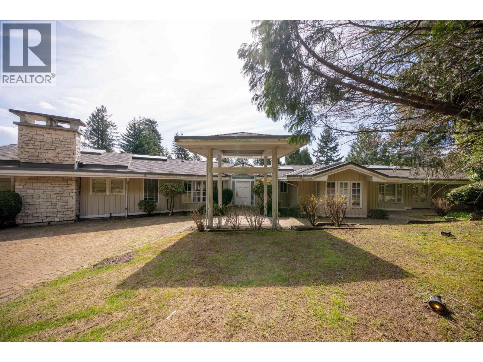 888 PYRFORD ROAD, West Vancouver