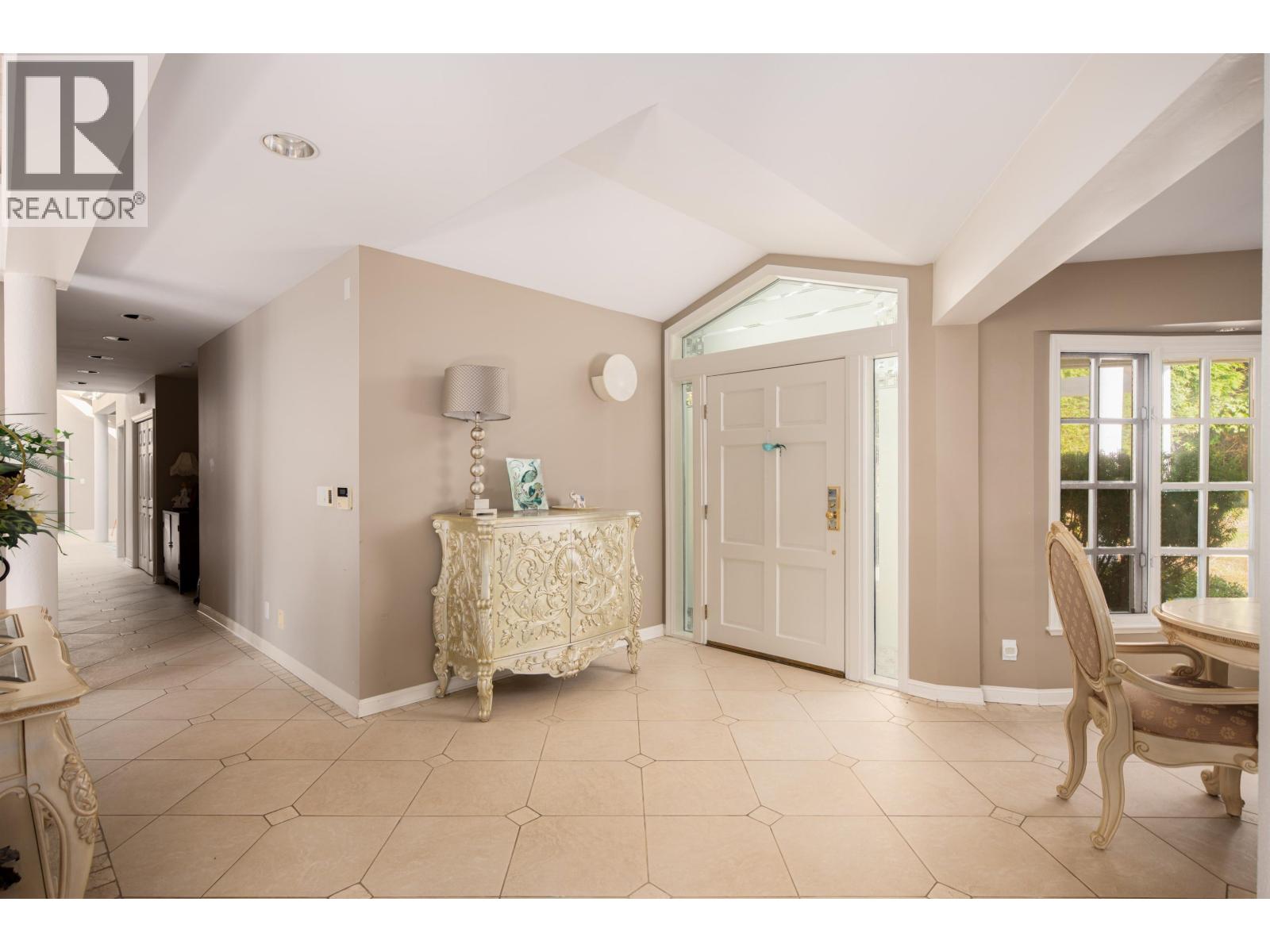 888 PYRFORD ROAD, West Vancouver