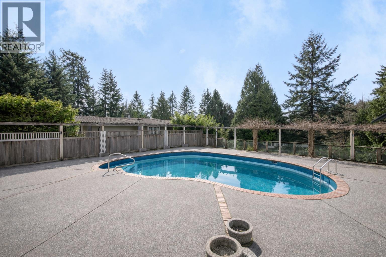888 PYRFORD ROAD, West Vancouver