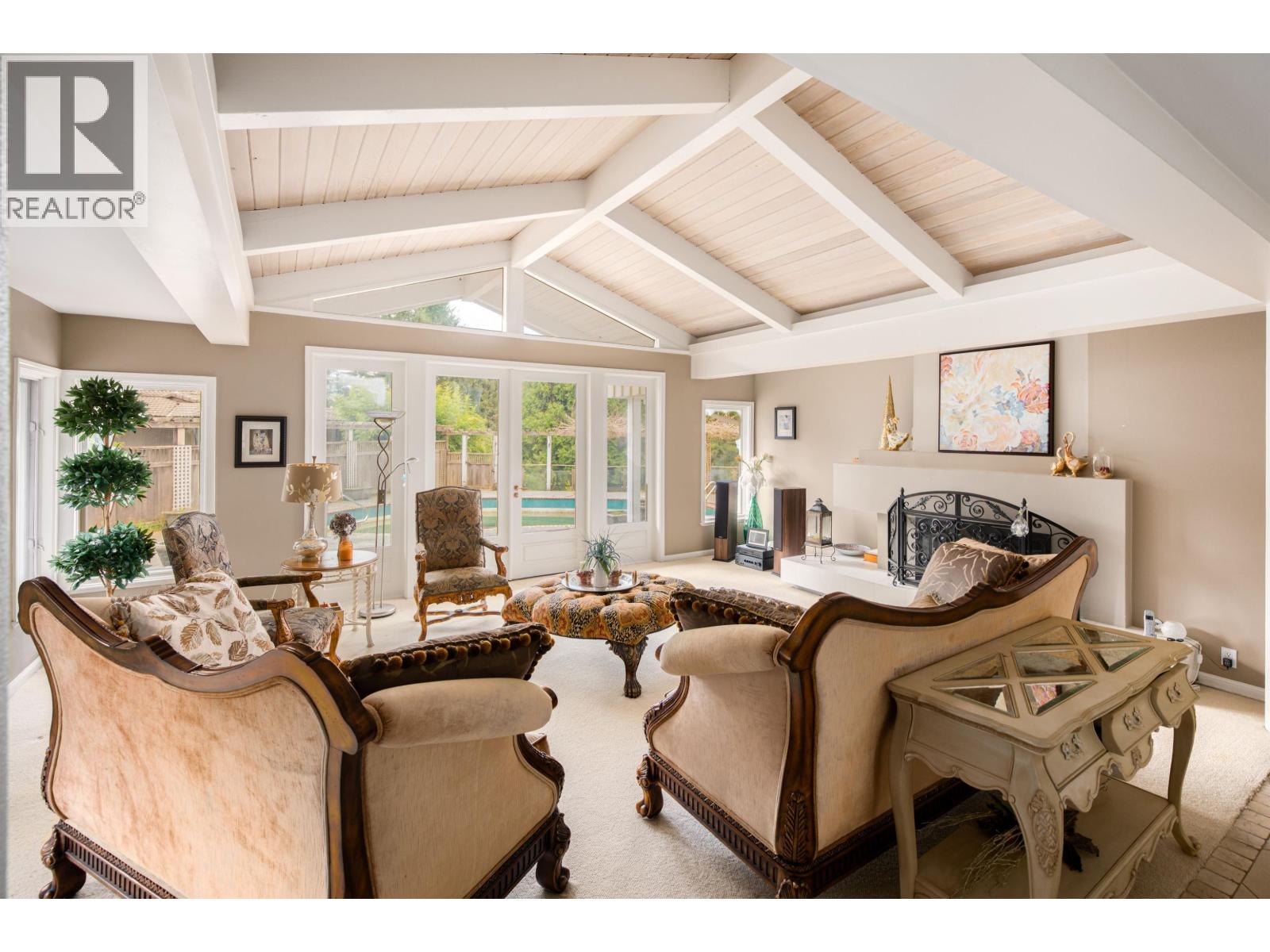 888 PYRFORD ROAD, West Vancouver