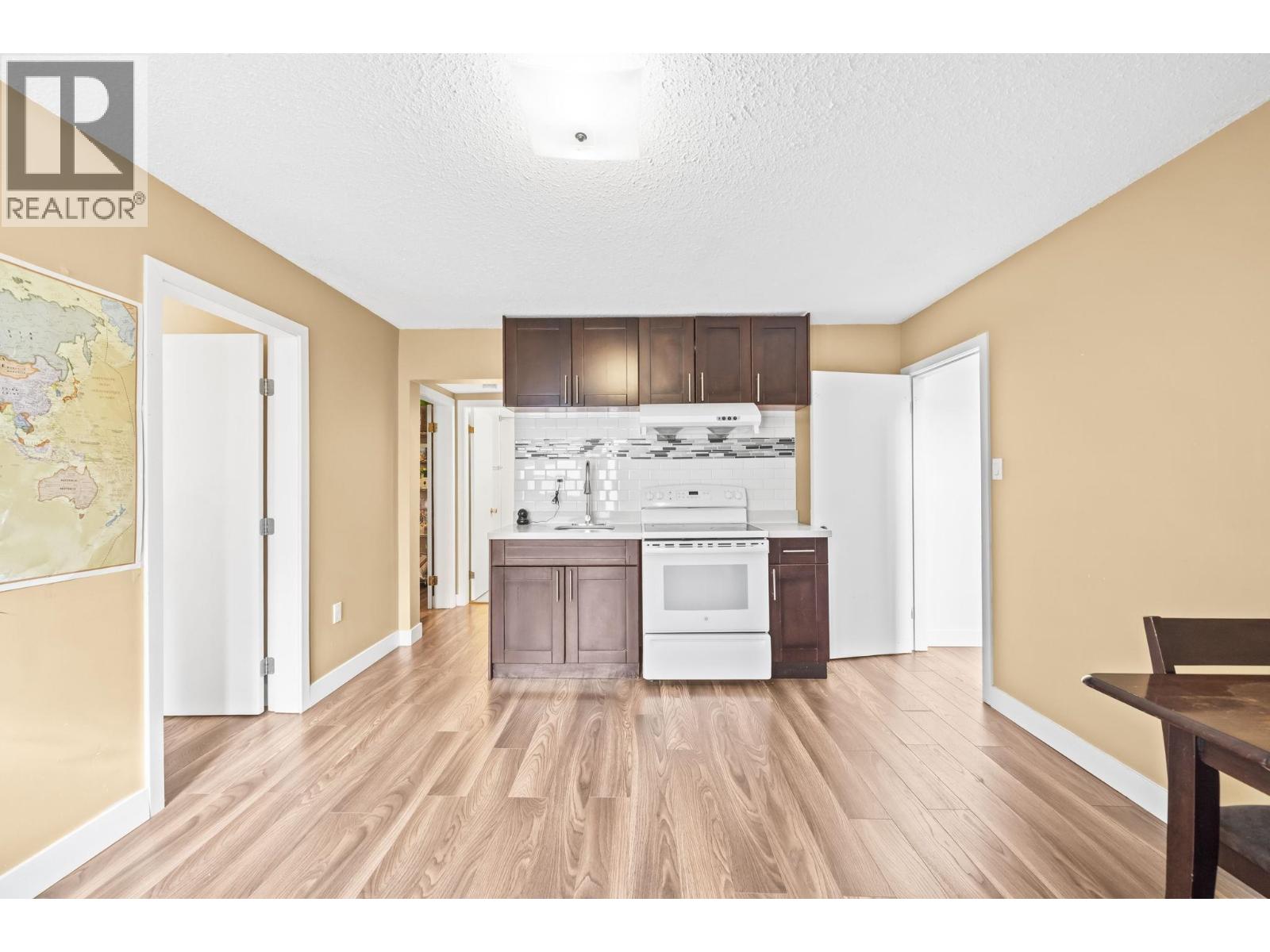 39 MOTT CRESCENT, New Westminster