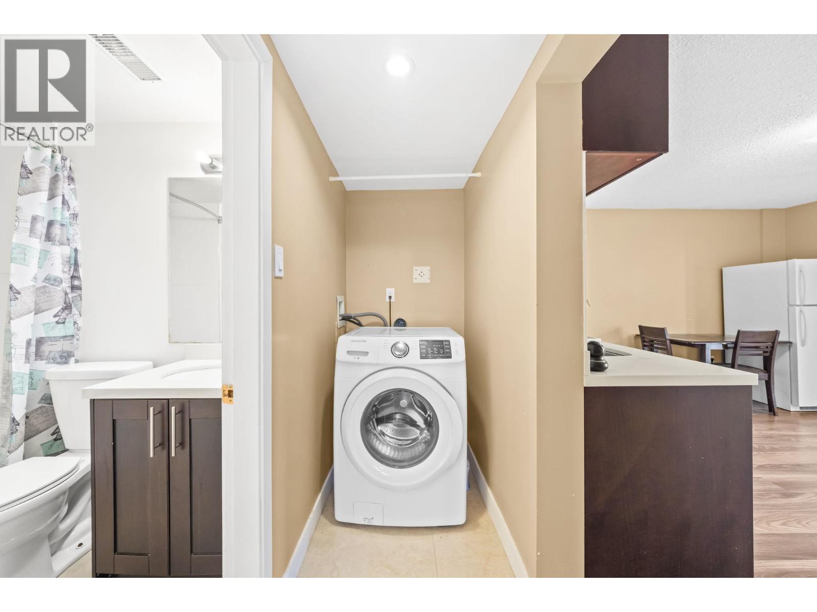 39 MOTT CRESCENT, New Westminster