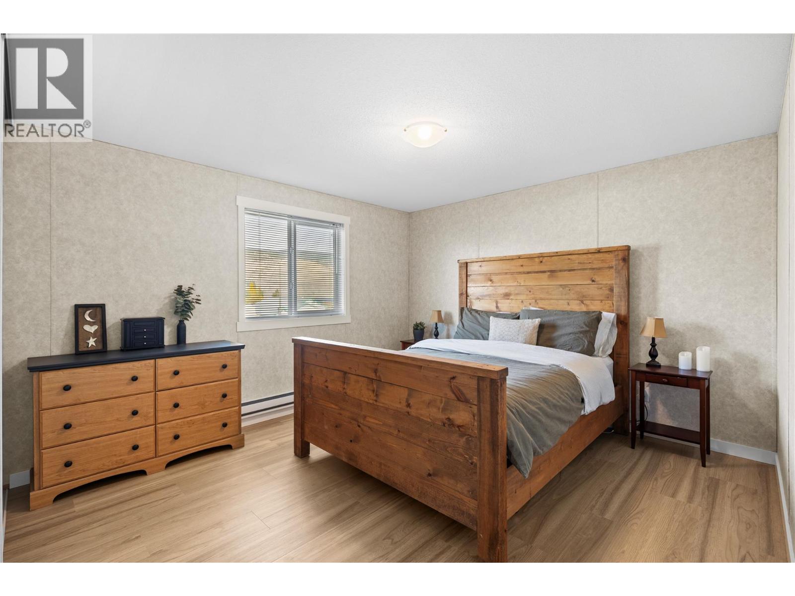  7020 WATSON Drive East, Kamloops