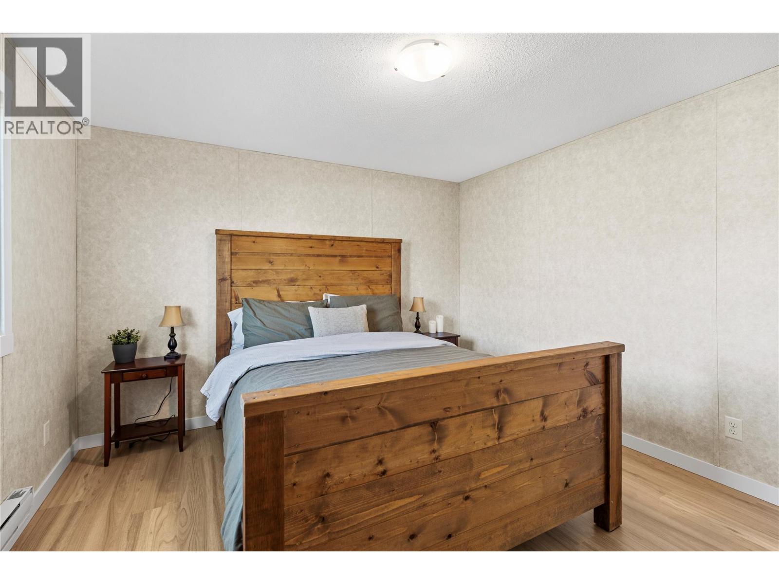  7020 WATSON Drive East, Kamloops