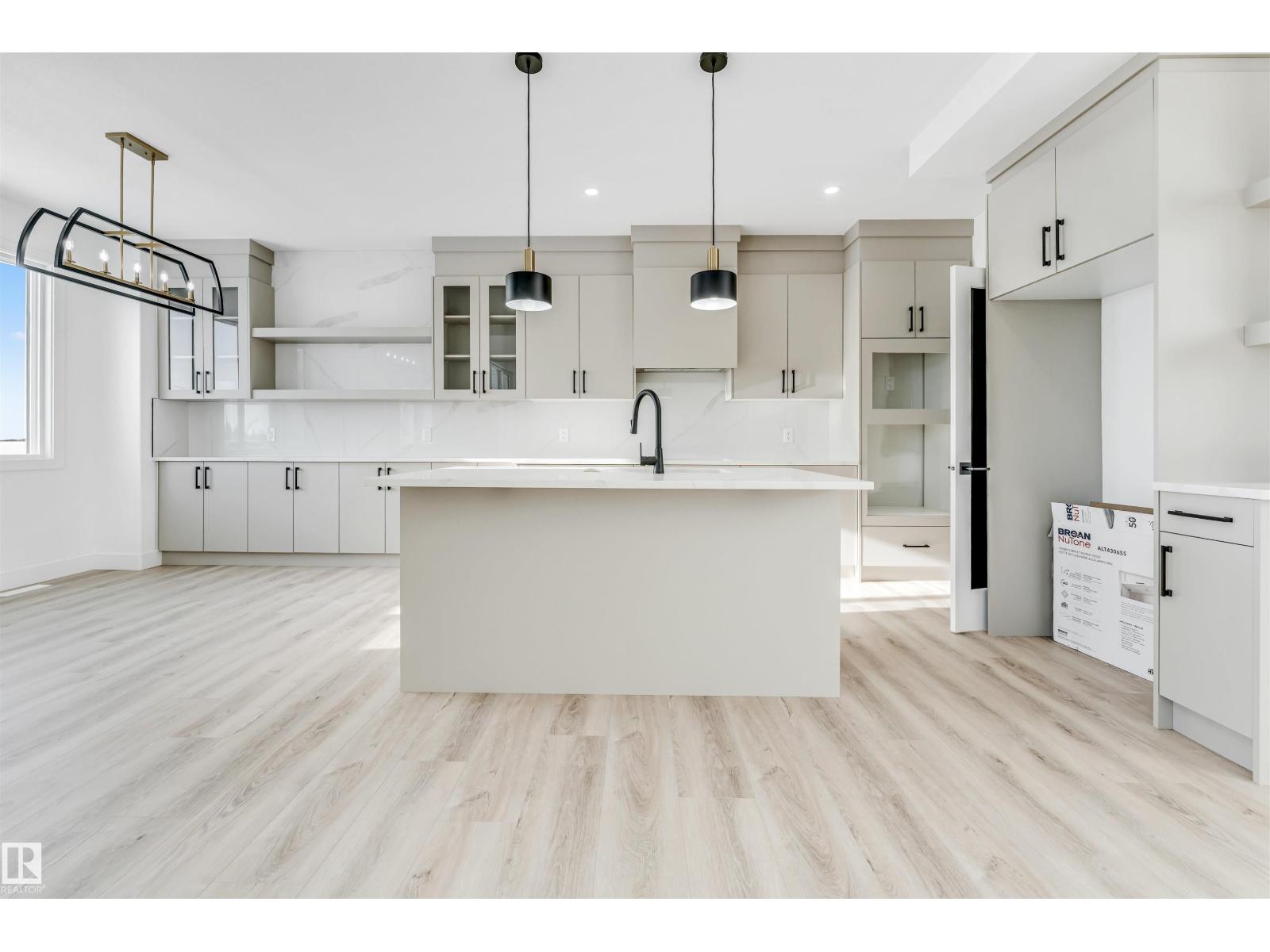 4102 67 Street, Beaumont