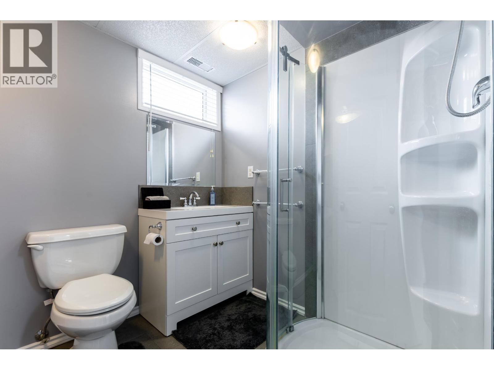 4549 DELTA PLACE - 30