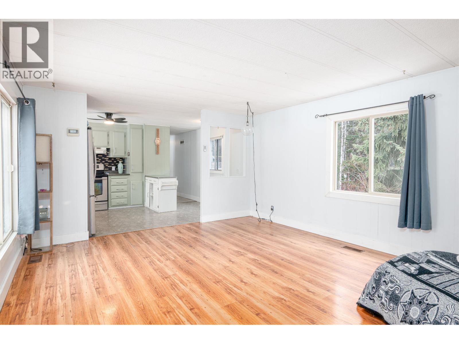 3952 DIAMOND DRIVE - 12