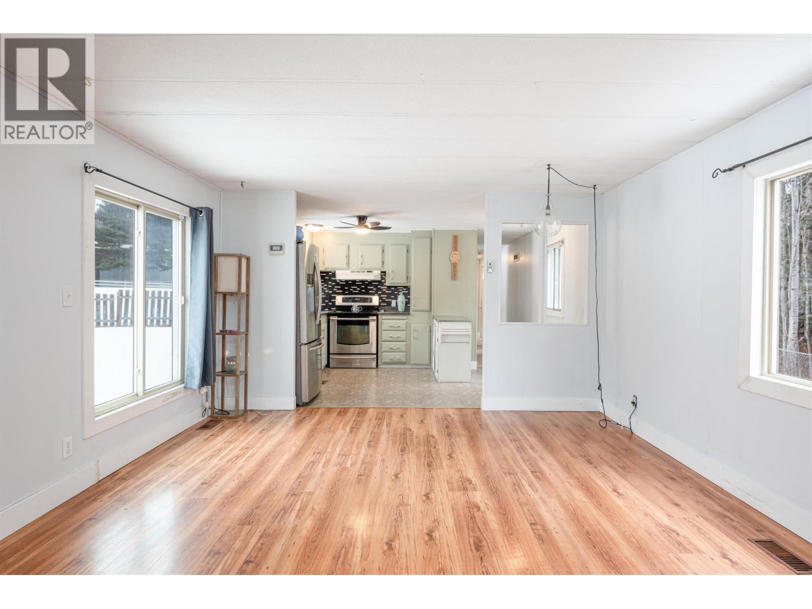 3952 DIAMOND DRIVE - 13