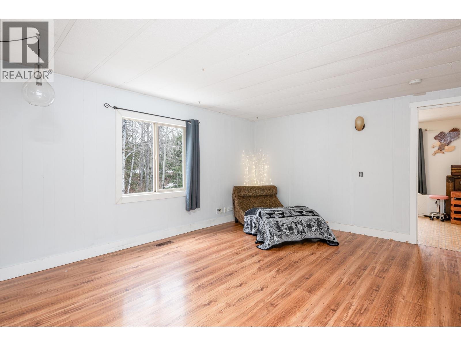 3952 DIAMOND DRIVE - 14