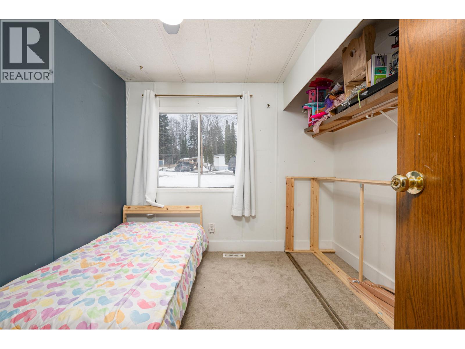 3952 DIAMOND DRIVE - 18