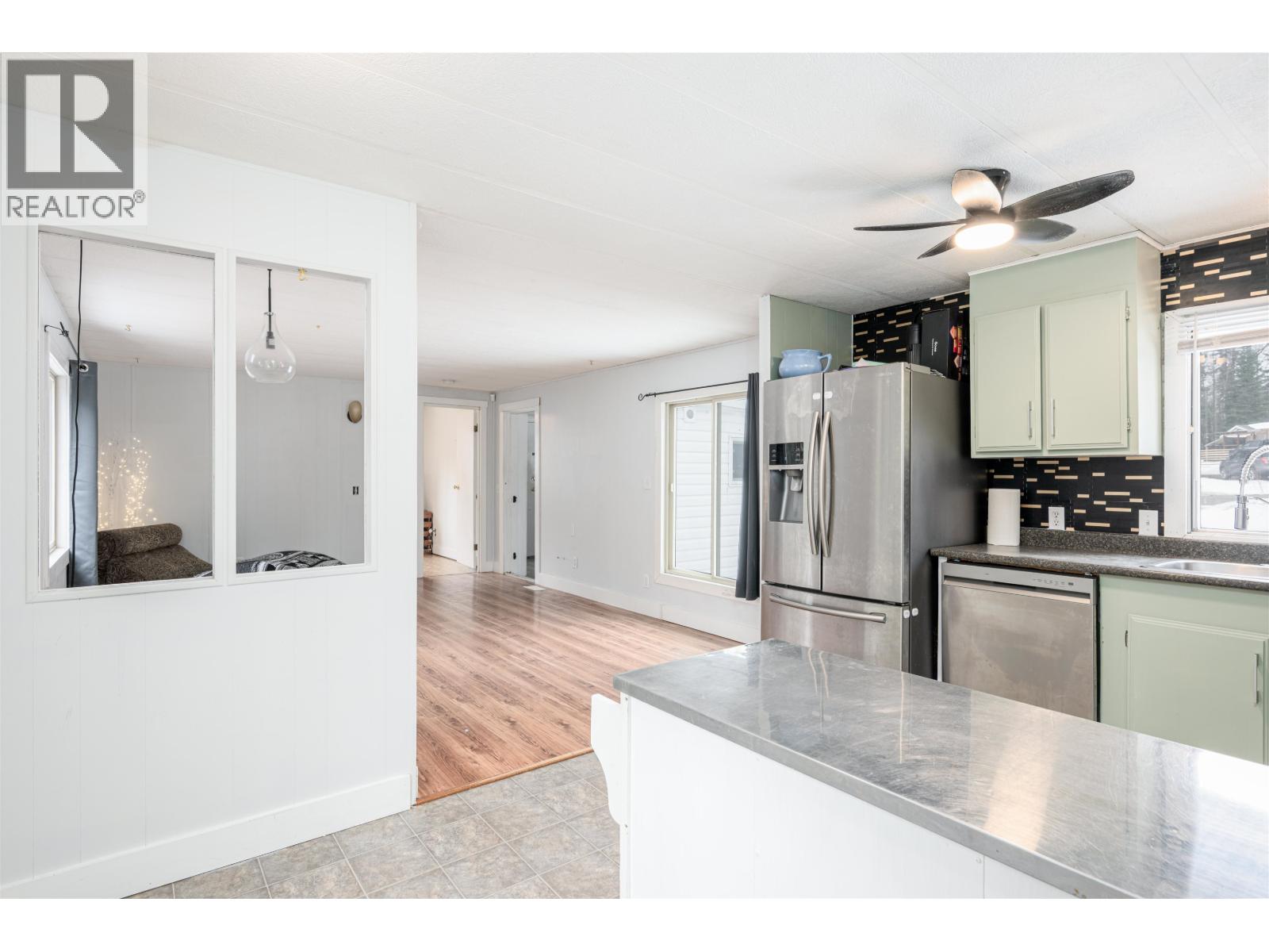 3952 DIAMOND DRIVE - 23