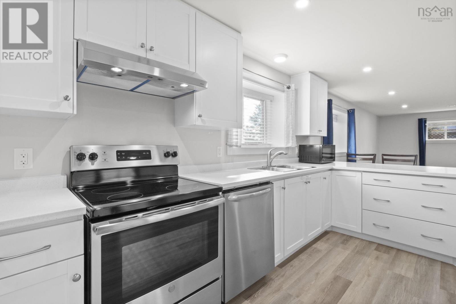 15/59 JOHN MURRAY DRIVE - 10