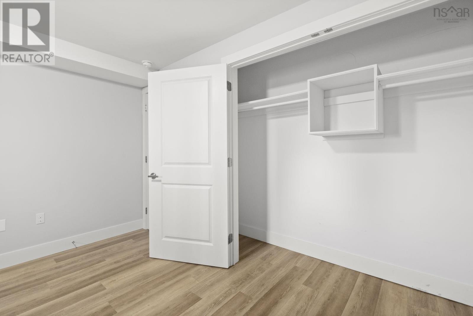 15/59 JOHN MURRAY DRIVE - 22