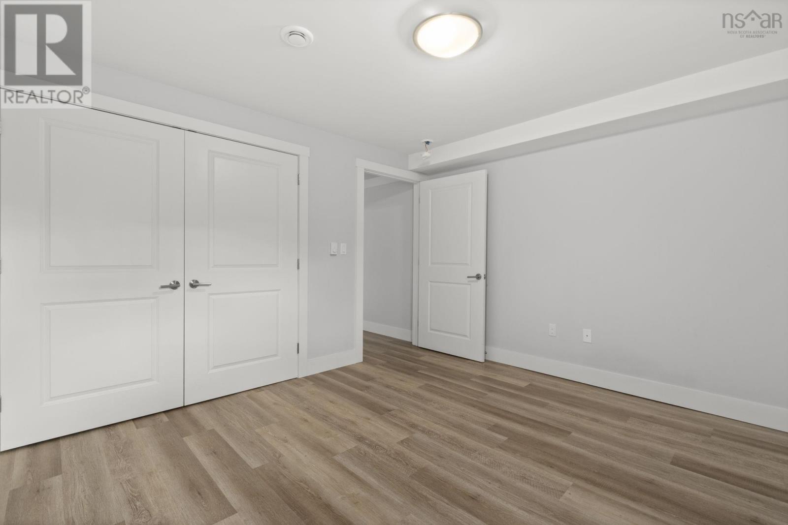 15/59 JOHN MURRAY DRIVE - 28