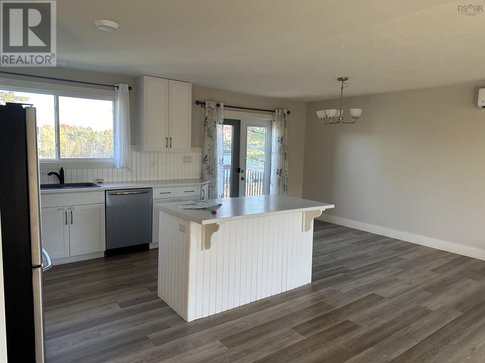 15/59 JOHN MURRAY DRIVE - 32