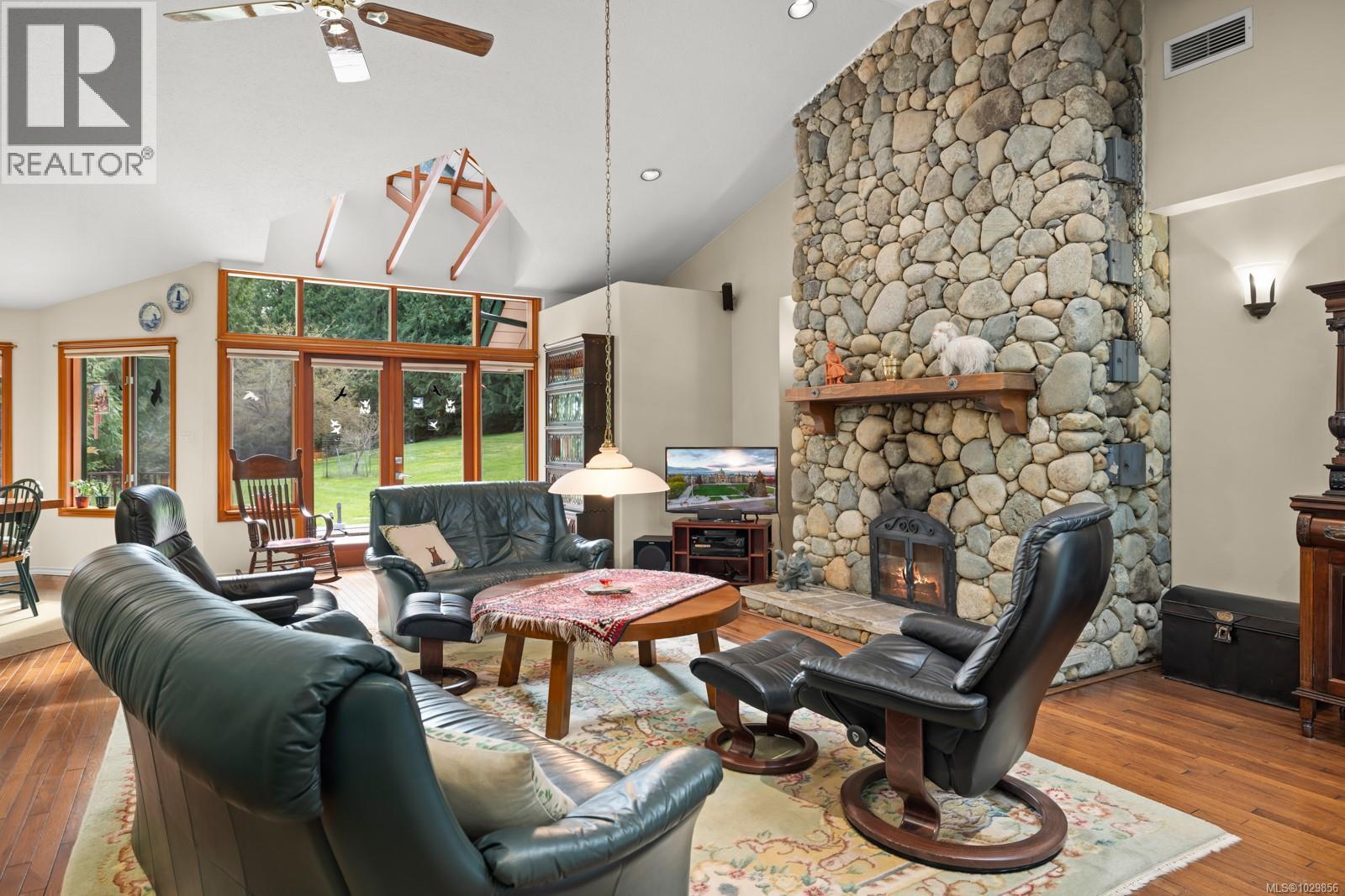 3105 Cameron-Taggart Rd, Cobble Hill