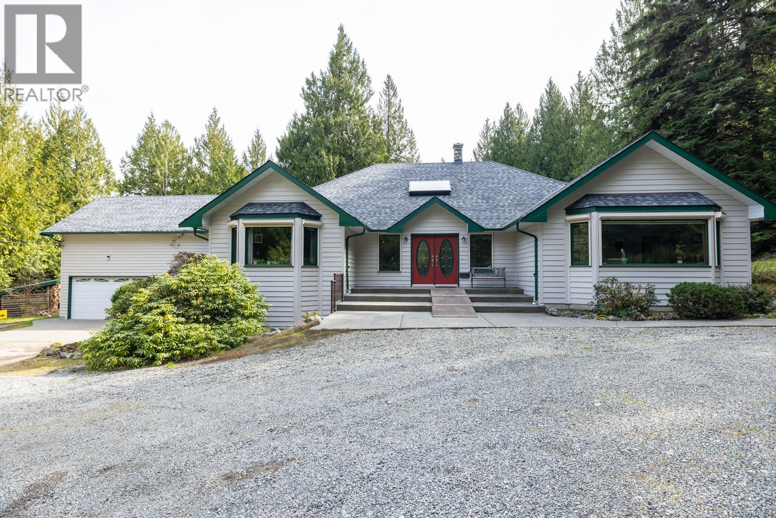 3105 Cameron-Taggart Rd, Cobble Hill