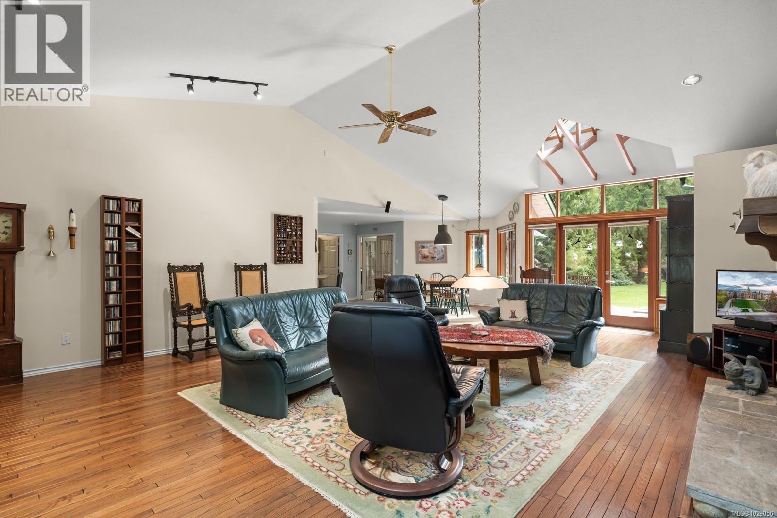 3105 Cameron-Taggart Rd, Cobble Hill