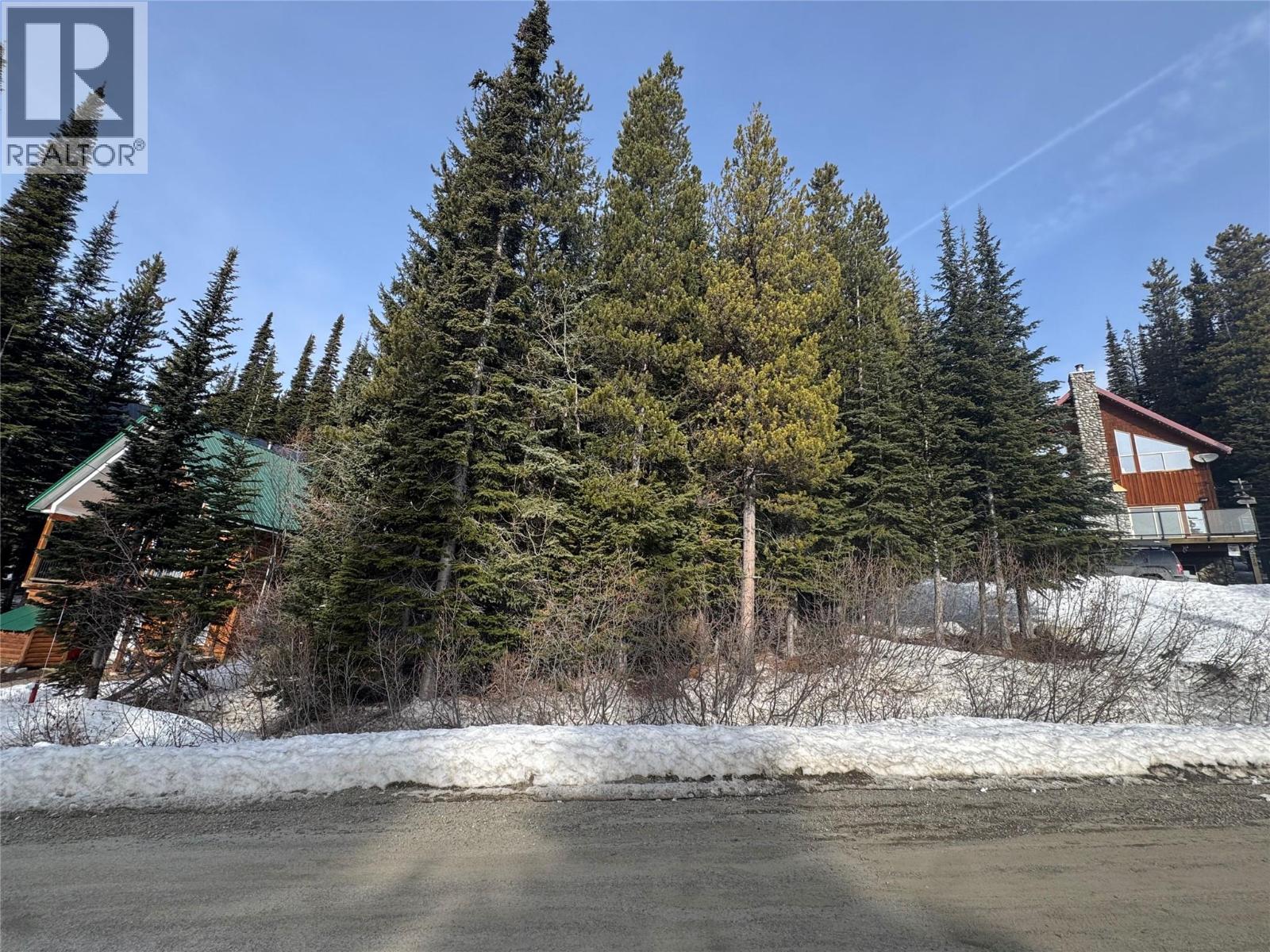 127 Wapiti Creek Road, Oliver