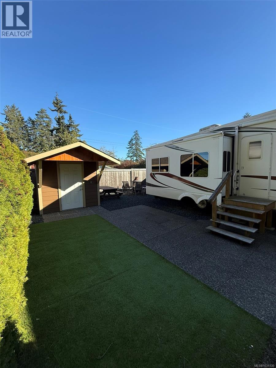 44 6050 island Hwy, Qualicum Beach