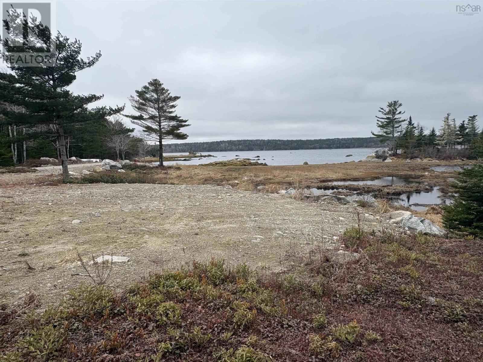 Property 19 of 21 of 214-216 Hartz Point Road