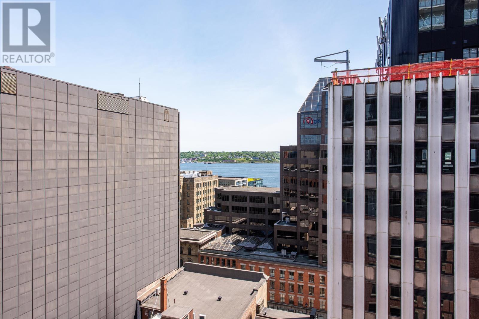 Property 19 of 35 of 1006 1650 Granville Street