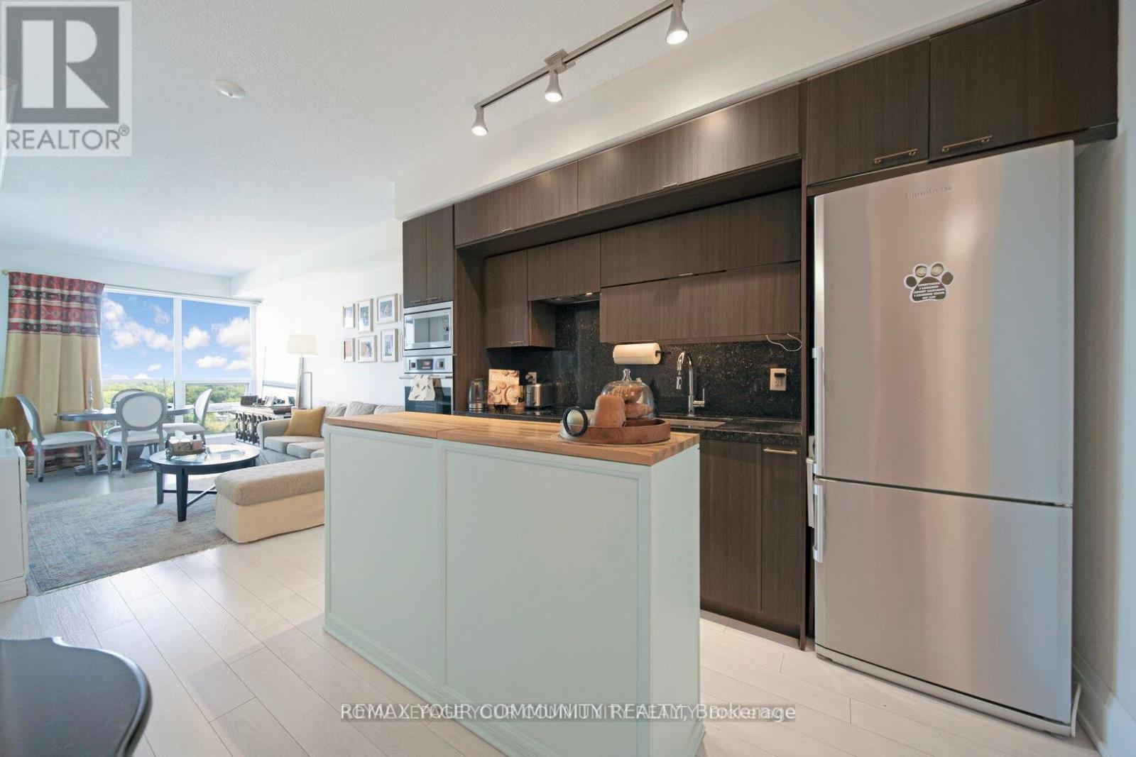 #1129 120 HARRISON GARDEN BOULEVARD - 22