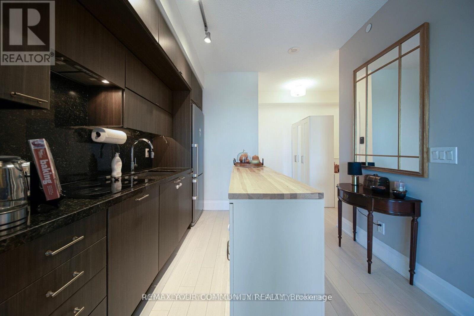 #1129 120 HARRISON GARDEN BOULEVARD - 25