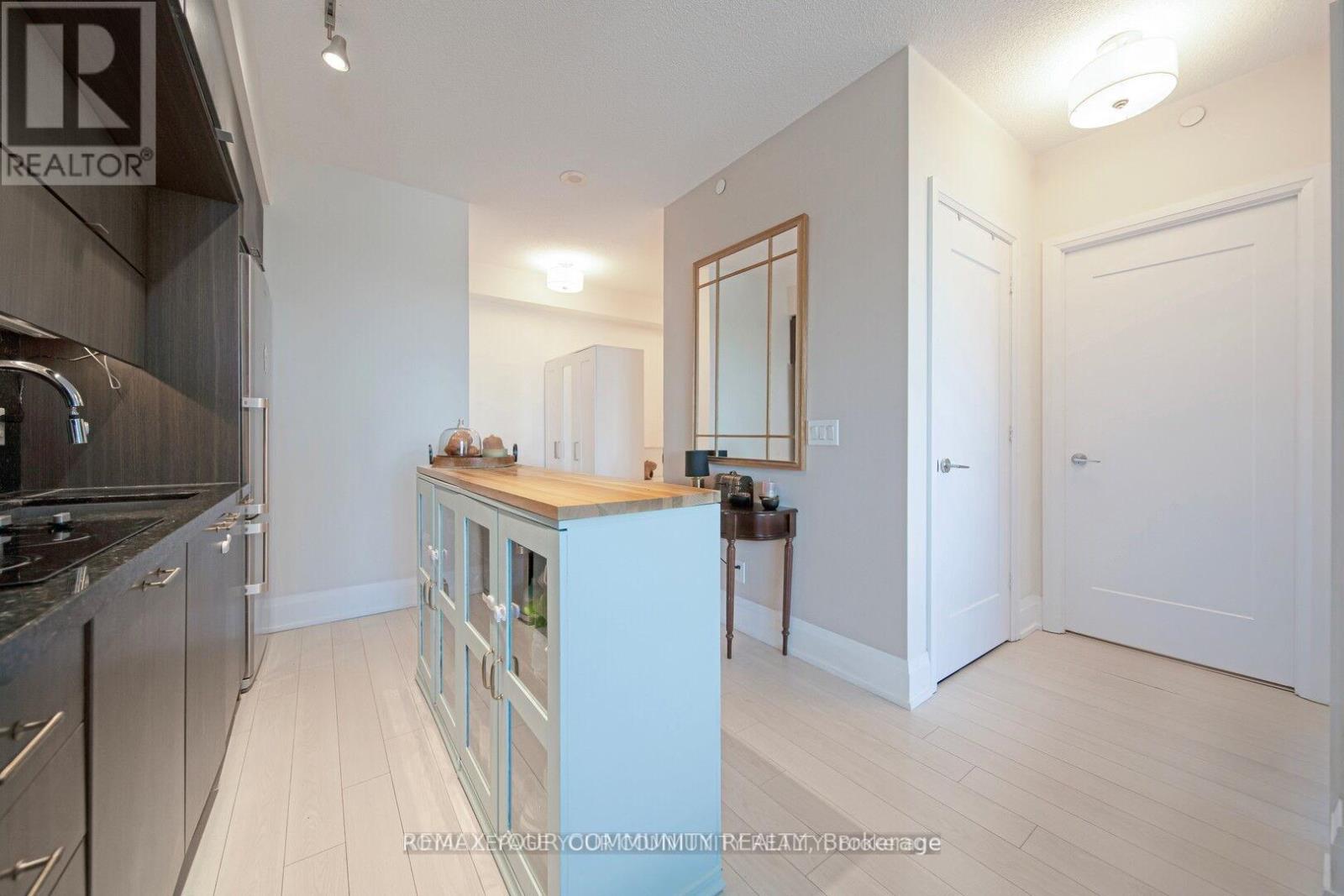 #1129 120 HARRISON GARDEN BOULEVARD - 26