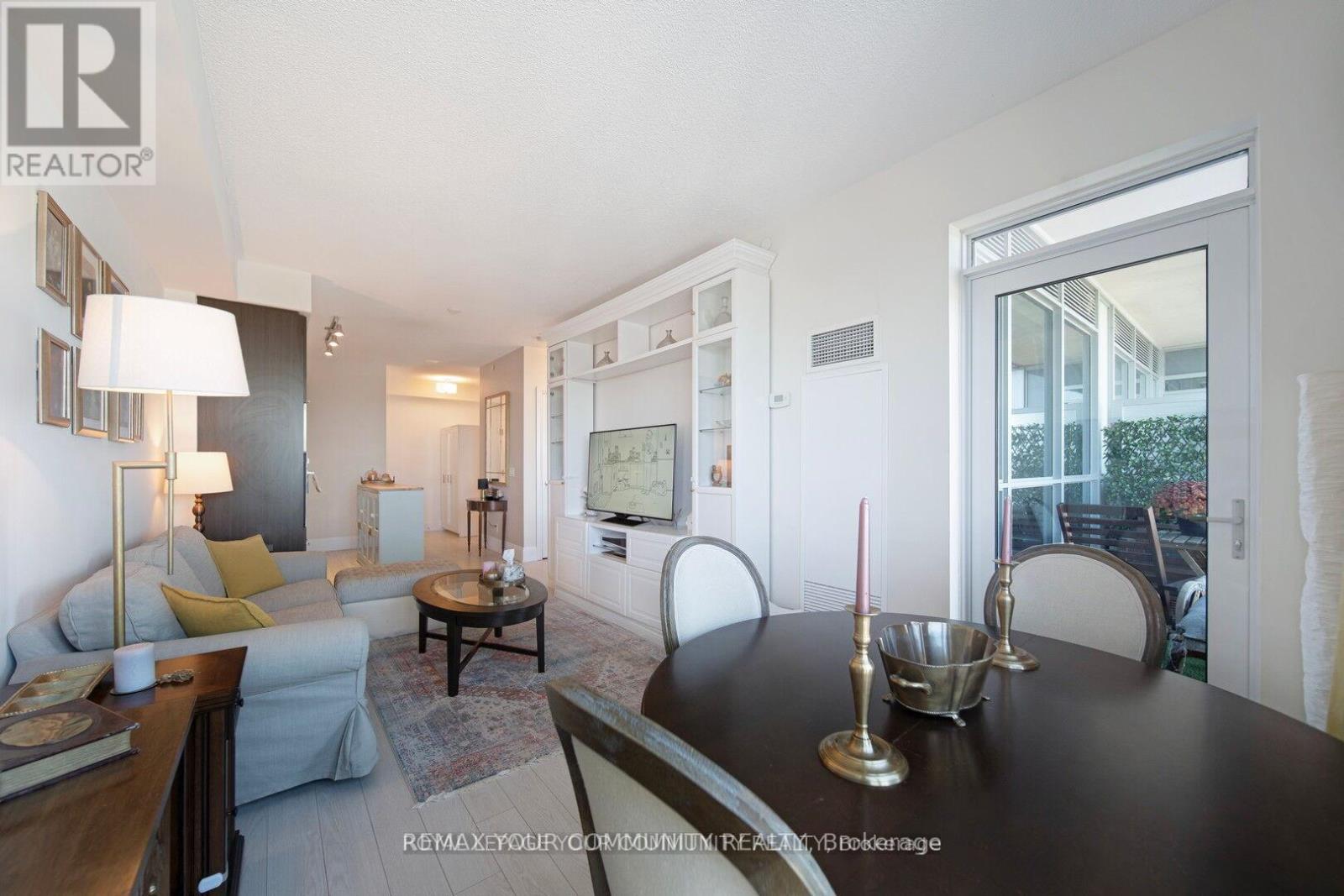#1129 120 HARRISON GARDEN BOULEVARD - 34