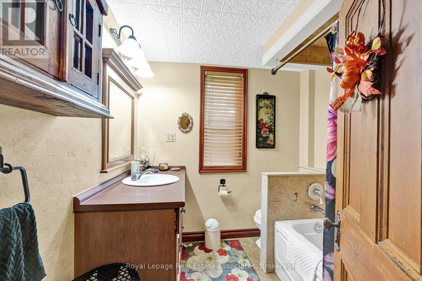 101 DOVERCOURT ROAD - 19