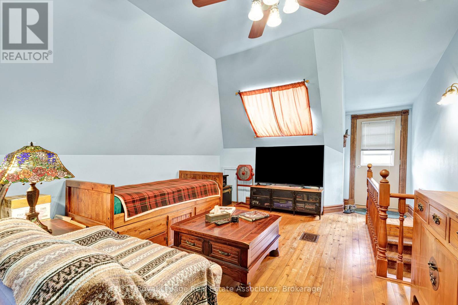 101 DOVERCOURT ROAD - 23