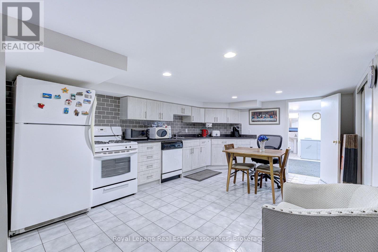 101 DOVERCOURT ROAD - 25