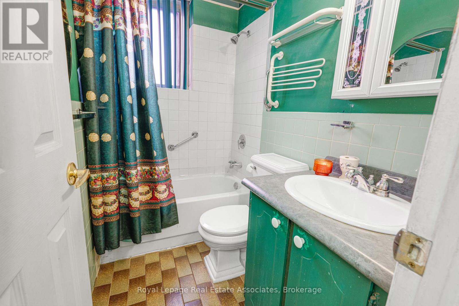 101 DOVERCOURT ROAD - 9