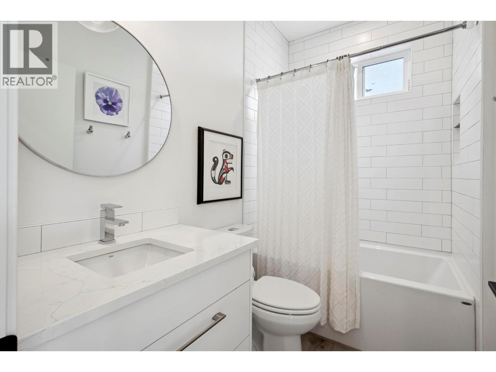 966 Fuller Avenue, Kelowna