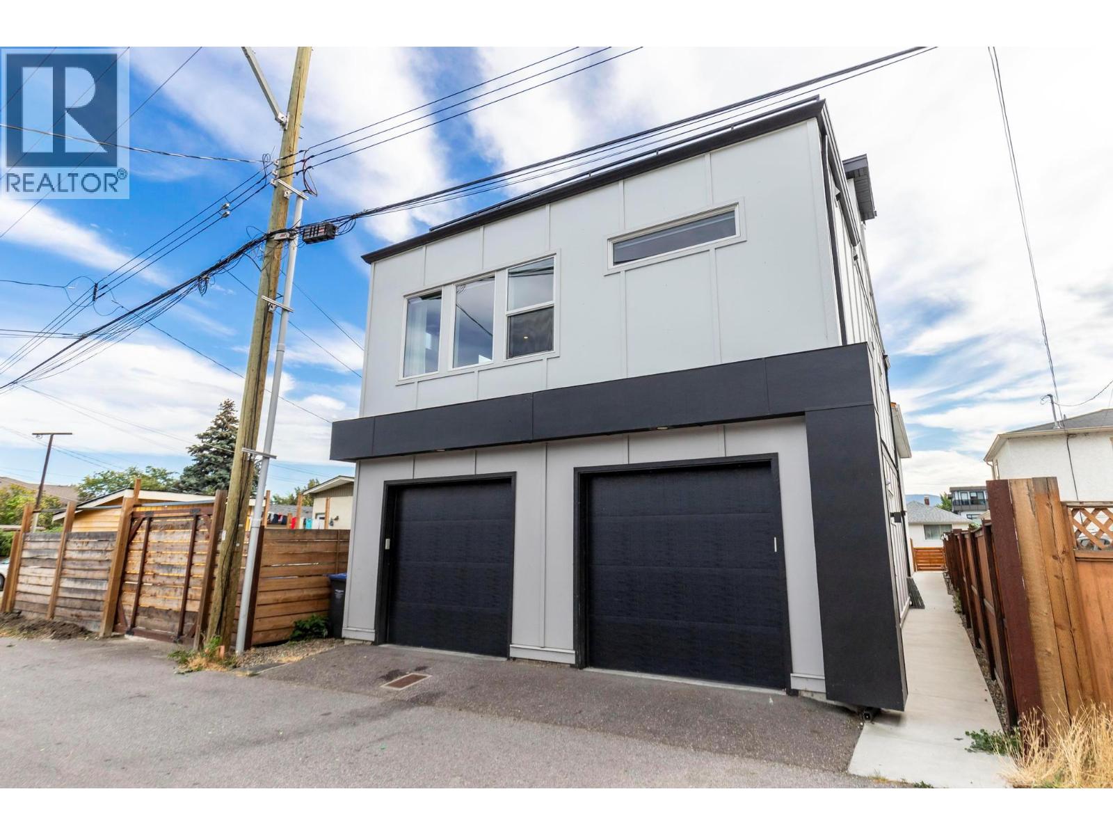 966 Fuller Avenue, Kelowna