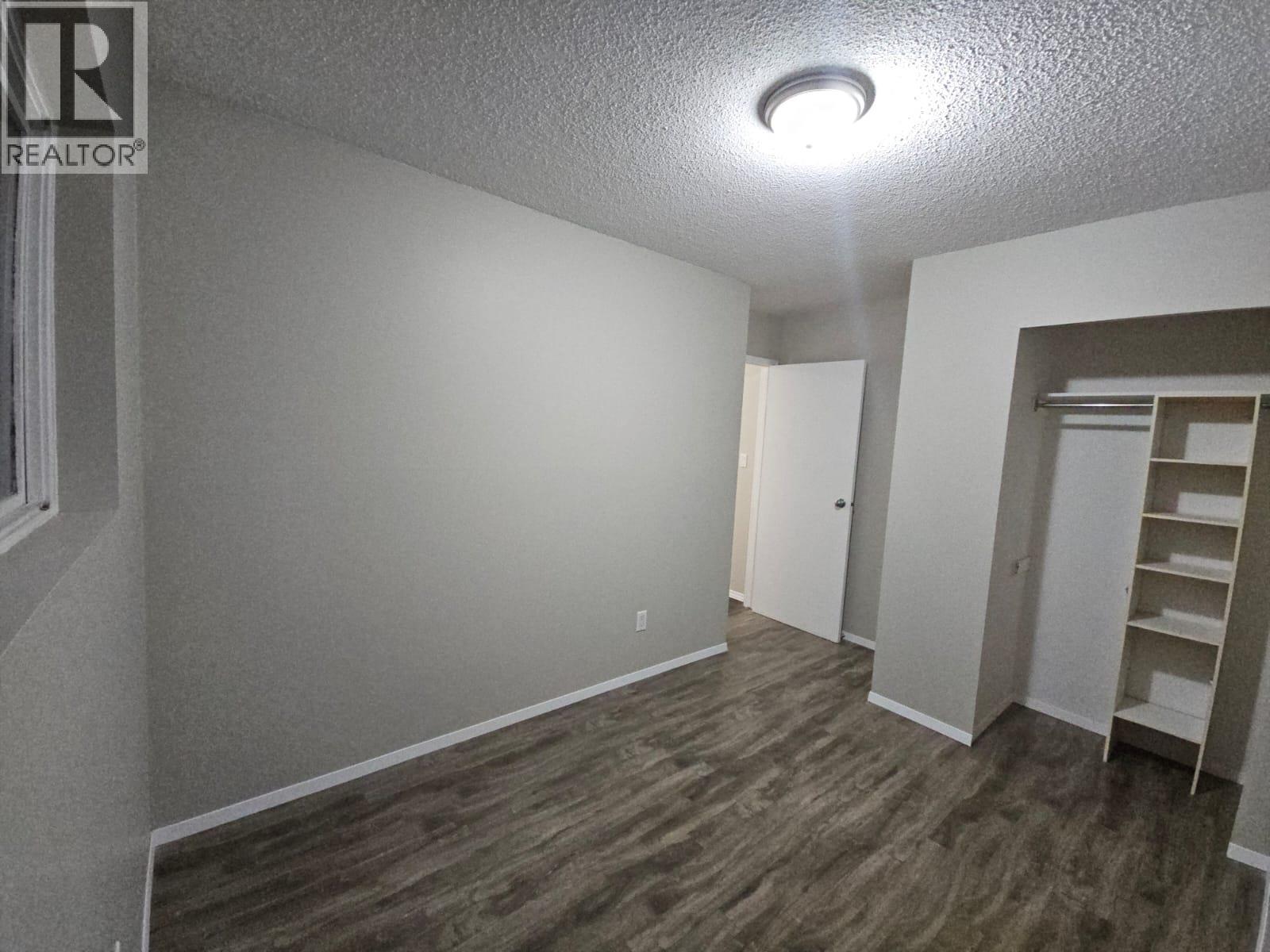 4801 52 Avenue SW - 18