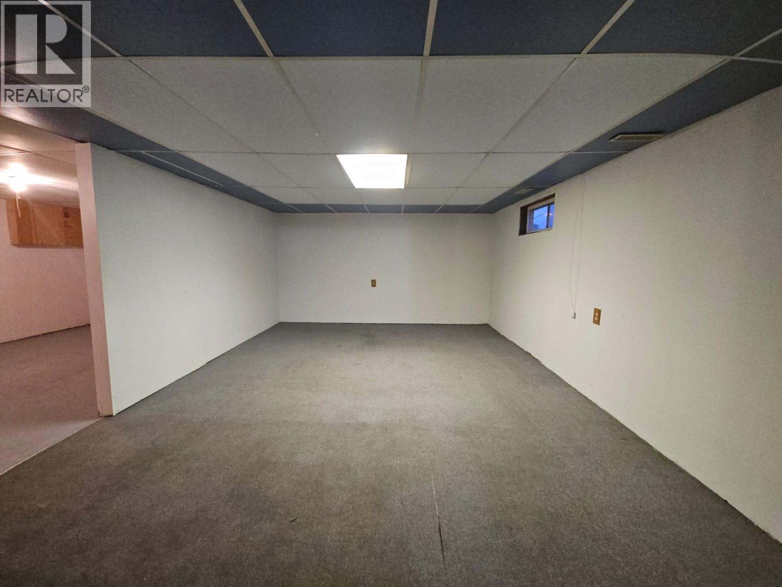 4801 52 Avenue SW - 41