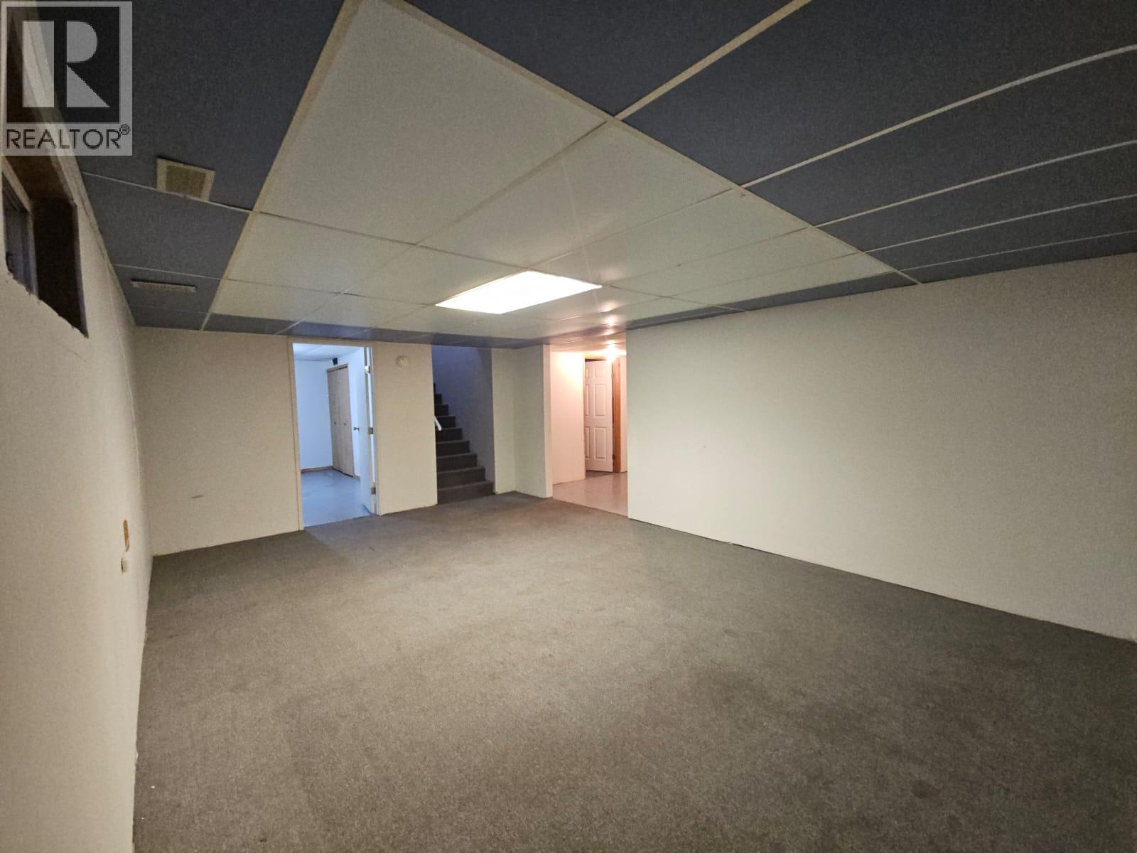 4801 52 Avenue SW - 42
