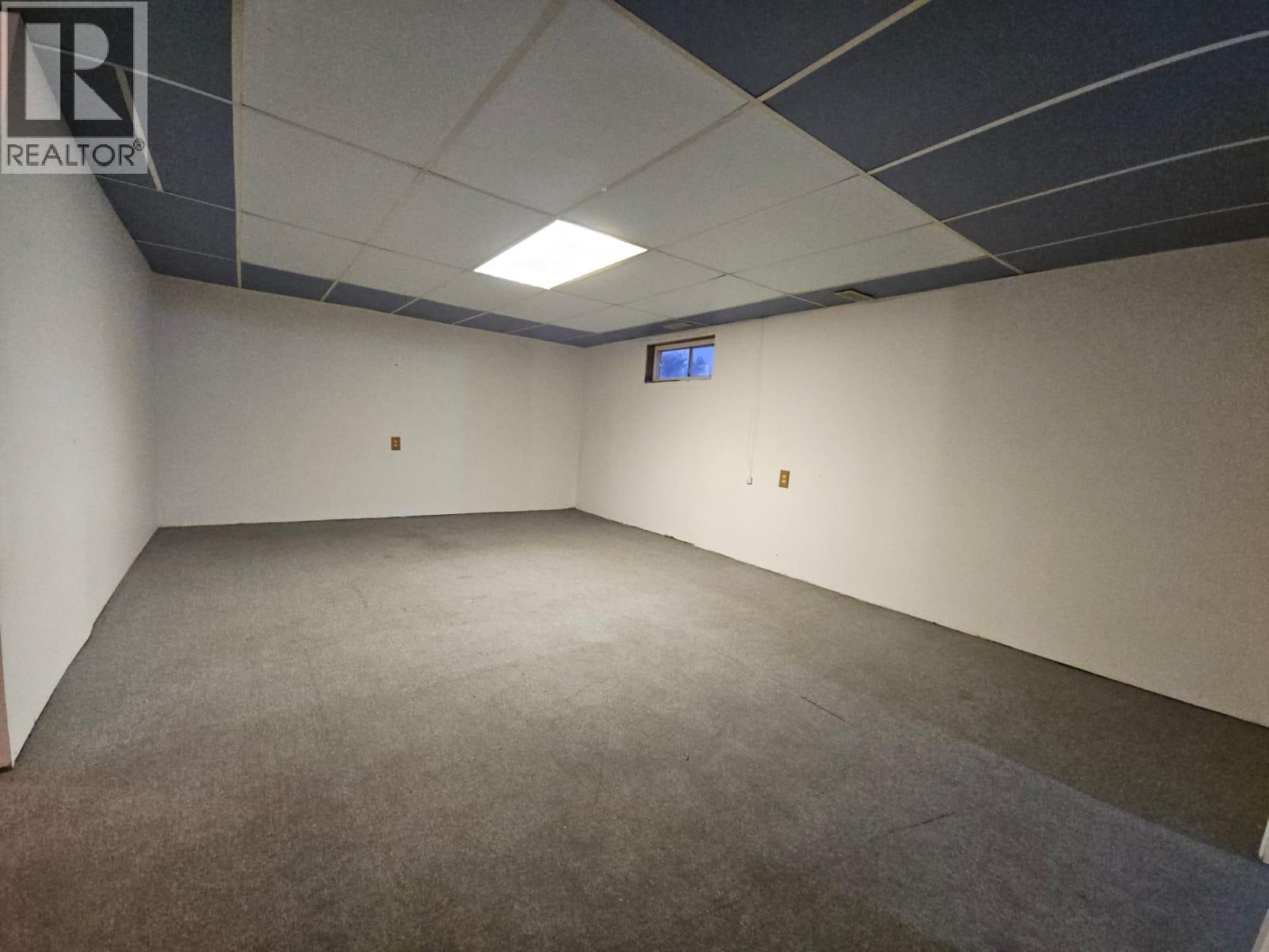 4801 52 Avenue SW - 44