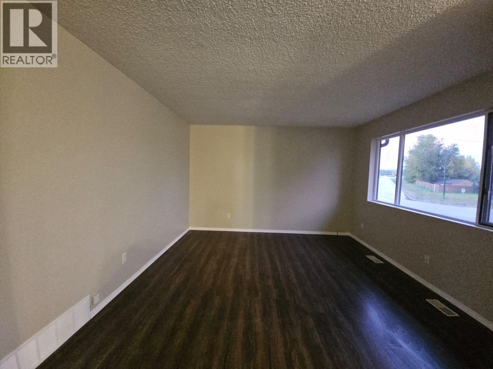 4801 52 Avenue SW, Chetwynd