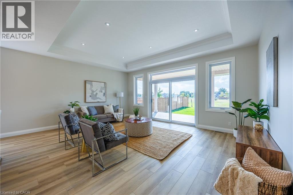 89 DUCHESS DRIVE - 11