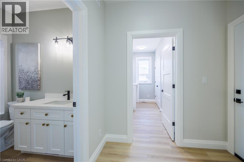 89 DUCHESS DRIVE - 13
